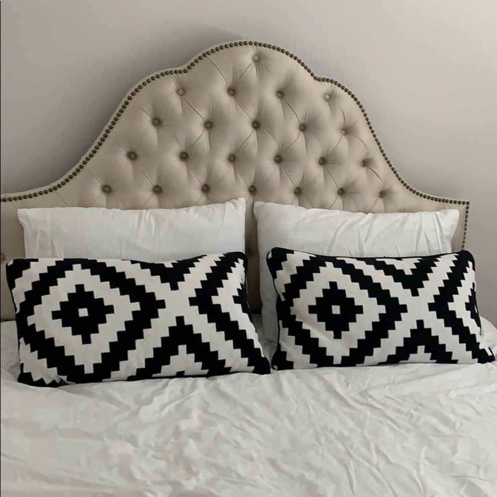 Decorative pillows